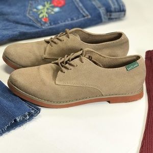 eastland womens shoes sale